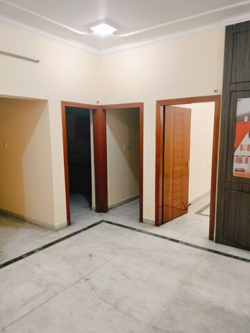 Room in 6+ BHK Independent House at Gomti Nagar – for Sale