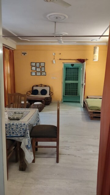 Master Bedroom in 2 BHK Villa at Vaishali Nagar – for Rent