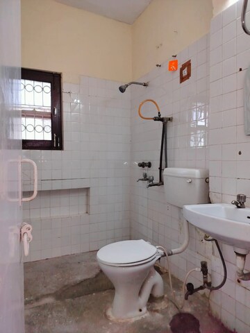 Bathroom in 2 BHK Apartment at Sarita Vihar – for Rent