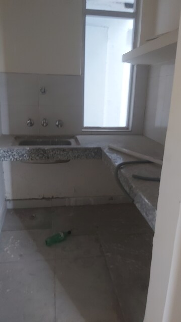 Furnished Amenities in 1.5 BHK Builder Floor at Mayur Vihar – for Rent