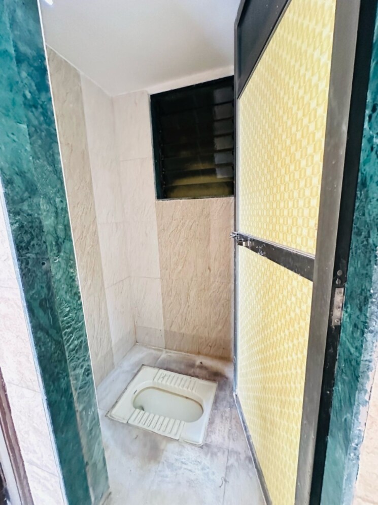 Bathroom, shashwat-park 1 Bedroom 650 Sq.Ft. Apartment In Badlapur West Thane 8358760