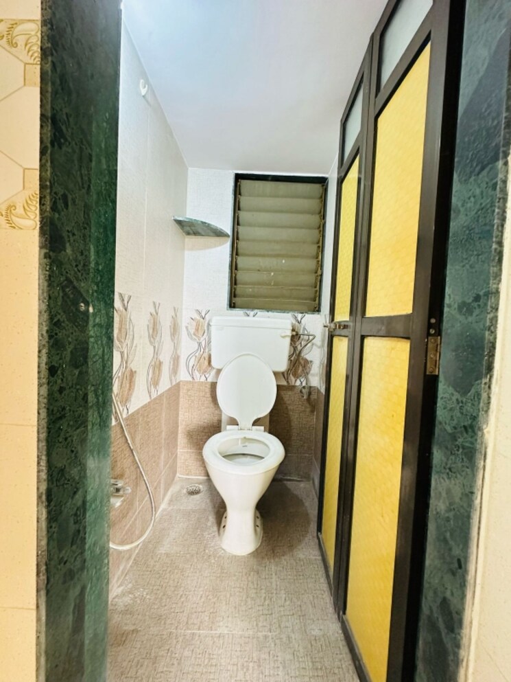 Bathroom, shashwat-park 1 Bedroom 665 Sq.Ft. Apartment In Badlapur West Thane 8358766