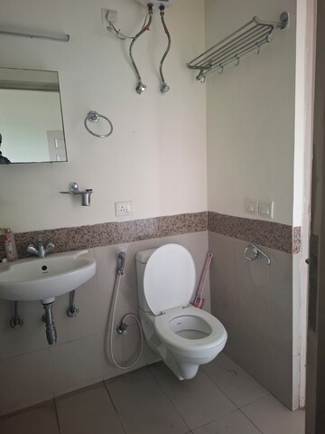 Bathroom in 2.5 BHK Apartment at M3M Escala, Sector 70a – for Rent