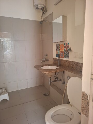 Bathroom in 2.5 BHK Apartment at M3M Escala, Sector 70a – for Rent