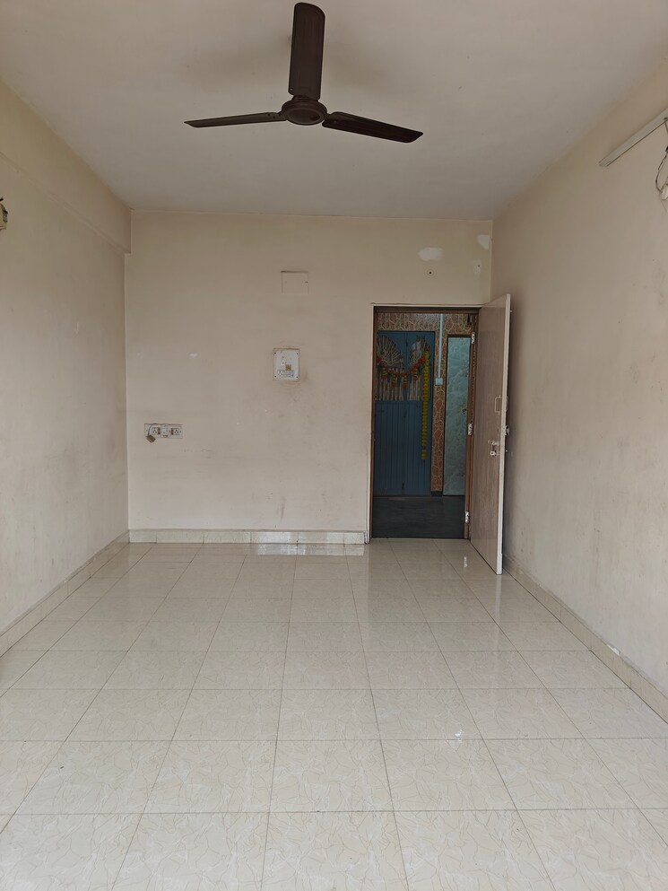 Room, shubhkiran-chs 1 Bedroom 700 Sq.Ft. Apartment In Seawoods Sector 42 Navi Mumbai 8358789