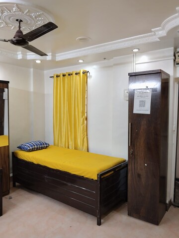 Room in  Pg at Shaniwar Peth – for Rent