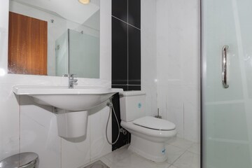 Bathroom in 2 BHK Apartment at LnT Crescent Bay T5, Parel – for Rent