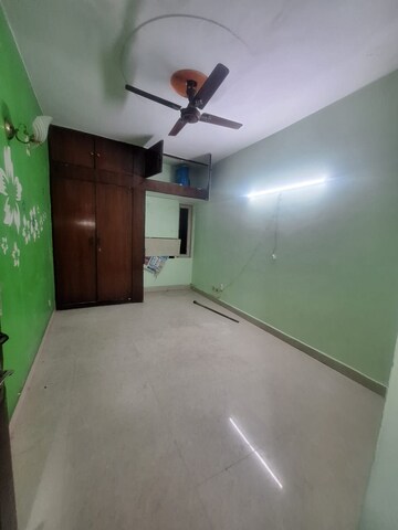 Bedroom in 2 BHK Apartment at Paschim Vihar – for Rent