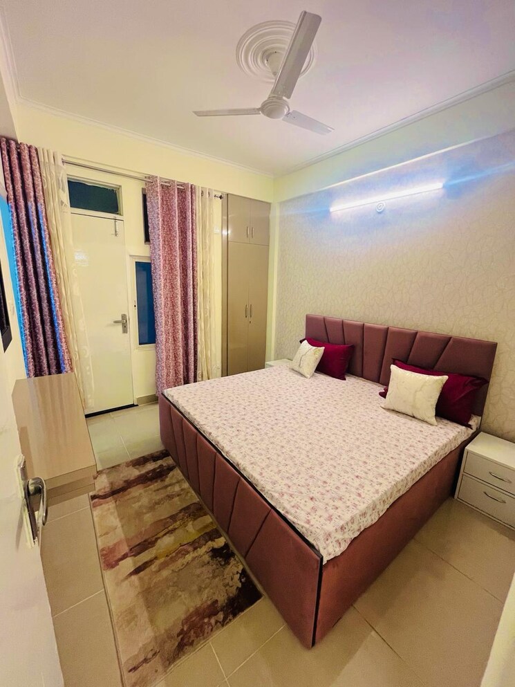 Bedroom, vatika-seven-elements 3 Bedroom 1950 Sq.Ft. Apartment In Sector 89a Gurgaon 8358941