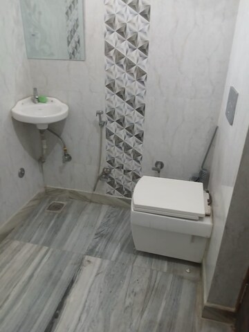 Bathroom in 3 BHK Builder Floor at Paschim Vihar – for Rent