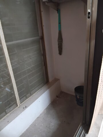 Bathroom in 1 RK Apartment at Vile Parle East – for Sale