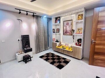 Living Room in 4 BHK Apartment at M3M Merlin, Sector 67 – for Sale