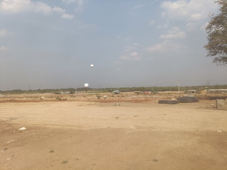 undefined, madhapur  200 Sq.Yd. Plot In Madhapur Hyderabad 8358963