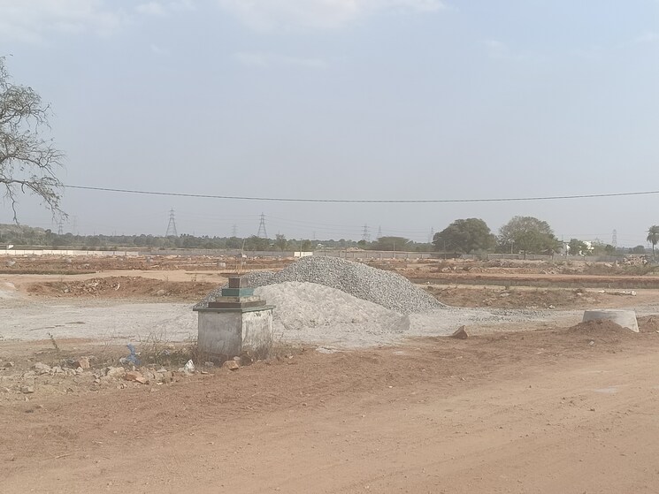 undefined, madhapur  200 Sq.Yd. Plot In Madhapur Hyderabad 8358963