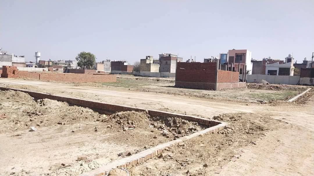 Plot For Sale in Defence Empire