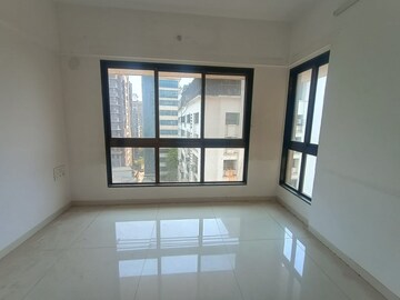 Room in 2 BHK Apartment at Apsara Heritage, Chembur – for Rent