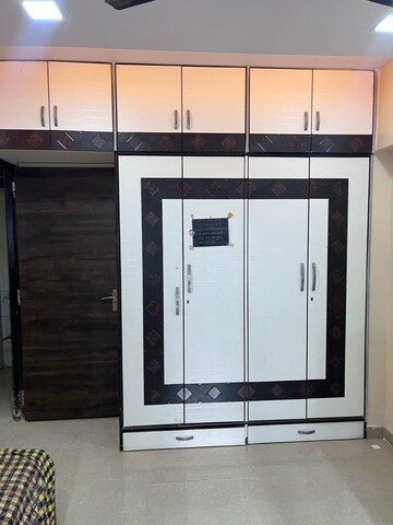 Building Lobby in 3 BHK Apartment at Imperial Heights Goregaon West, Goregaon West – for Rent