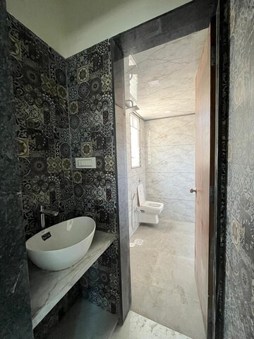 Bathroom in 1 BHK Builder Floor at Wadgaon Sheri – for Rent