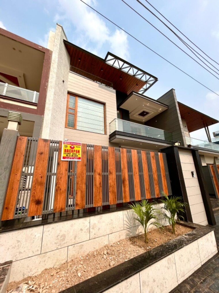 Exterior View, sector 125 4 Bedroom 200 Sq.Yd. Villa In Sector 125 Mohali 8359055