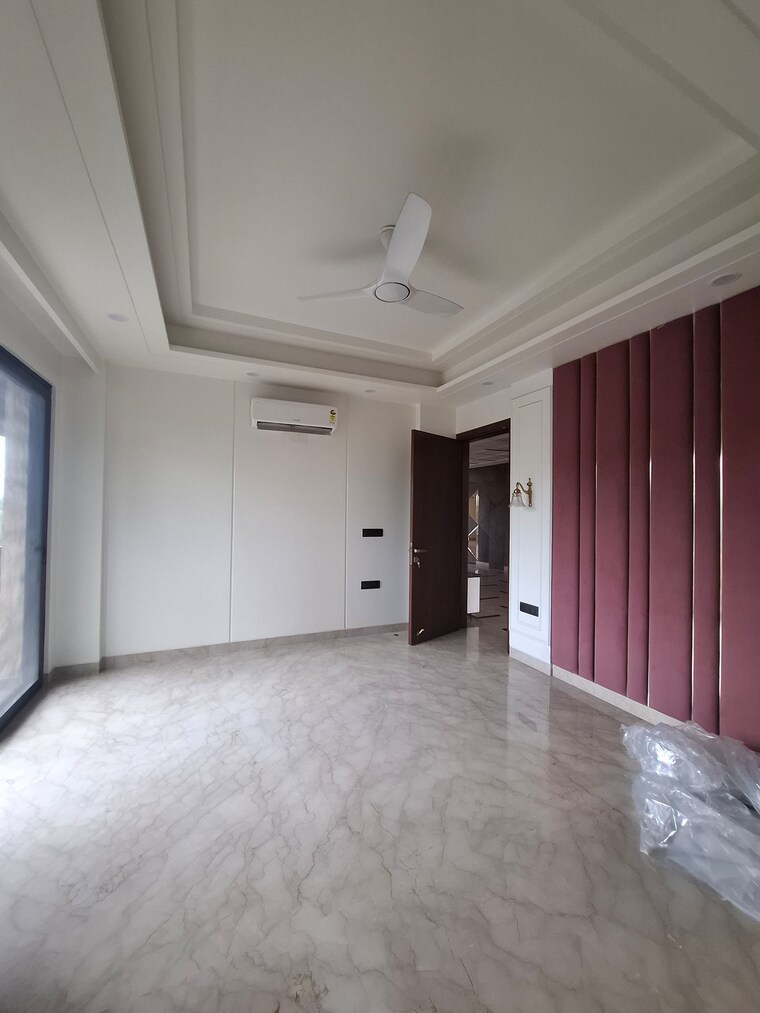 undefined, emaar-emerald-floors-premier 3.5 Bedroom 1650 Sq.Ft. Apartment In Sector 65 Gurgaon 8359048