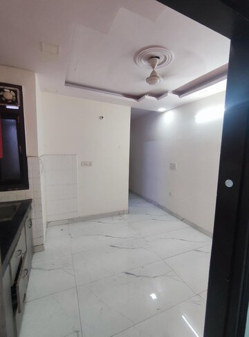 Kitchen in 2 BHK Builder Floor at Govindpuri – for Rent
