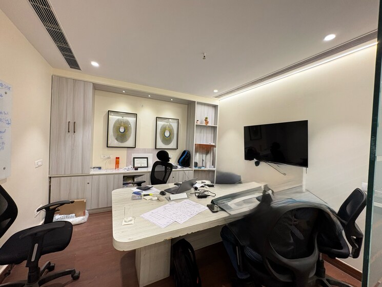 Team Area, bestfield Commercial Office Space 1150 Sq.Ft. In Netaji Subhash Place Delhi 8359086