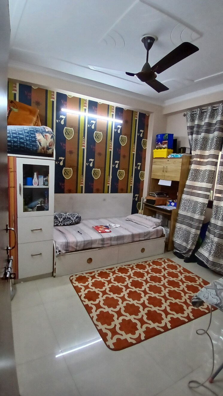 Bedroom, batla house 3 Bedroom 855 Sq.Ft. Apartment In Batla House Delhi 8359161