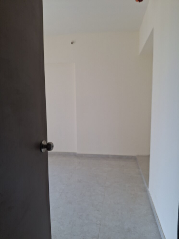 Room, mahavir-kalpavruksha 1 Bedroom 647 Sq.Ft. Apartment In Ghodbunder Road Thane 8359185