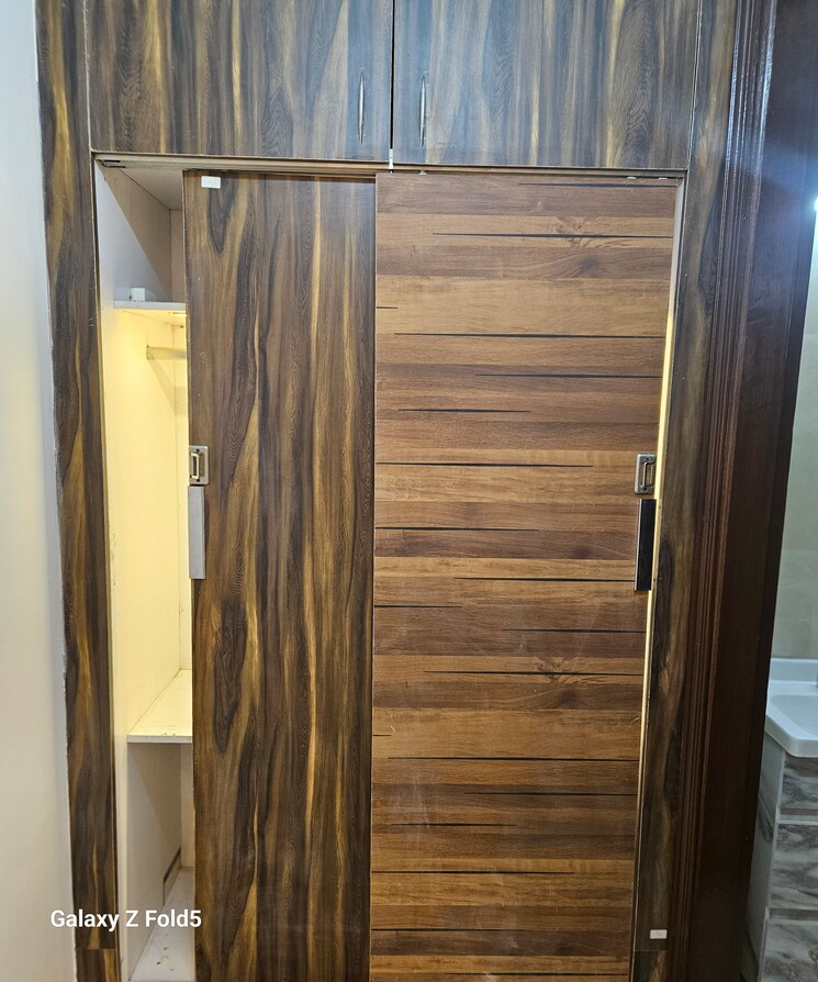 undefined, sector 19 3 Bedroom 262 Sq.Yd. Builder Floor In Sector 19 Faridabad 8359193