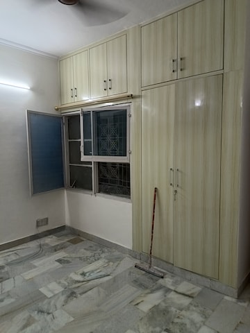 Staircase in 2 BHK Apartment at Windsor and Nova Society, Ahinsa Khand ii – for Rent