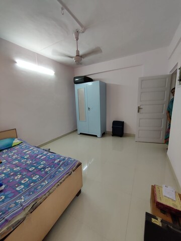 Bedroom in 2 BHK Apartment at Bandra West – for Rent