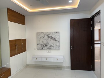 Room in 4 BHK Villa at My Home Ankura, Tellapur – for Rent