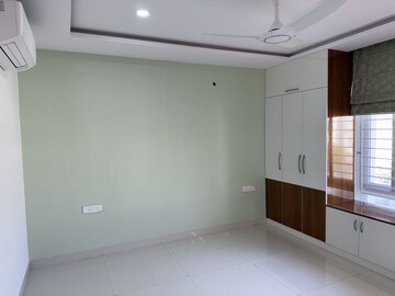 Room in 4 BHK Villa at My Home Ankura, Tellapur – for Rent