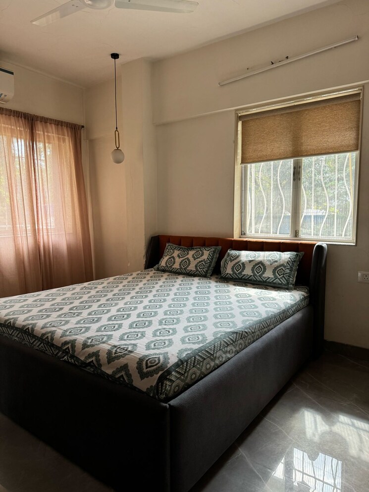 Bedroom, manik-moti-varsova 2 Bedroom 600 Sq.Ft. Apartment In Versova Mumbai 8359244