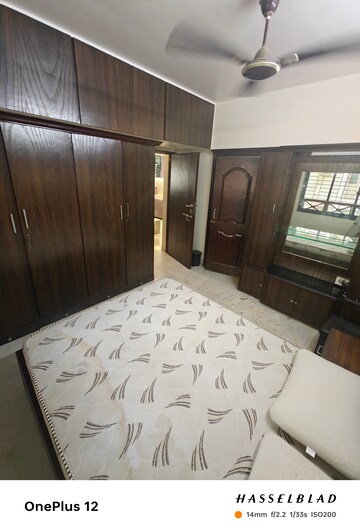 Bedroom in 2 BHK Apartment at Atlantis Apartment Versova, Versova – for Rent