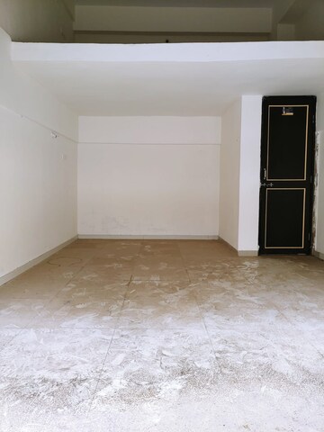 Room in  Shop at Bavdhan – for Sale