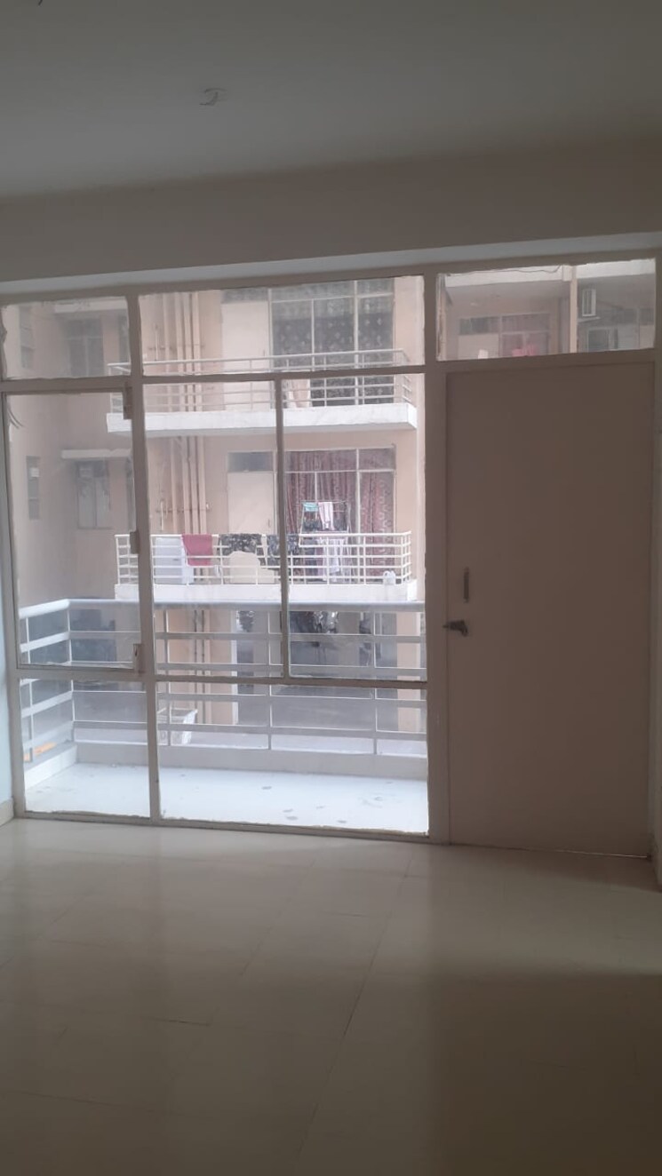 Room, breez-global-heights 1 Bedroom 394 Sq.Ft. Apartment In Sohna Sector 33 Gurgaon 8359346