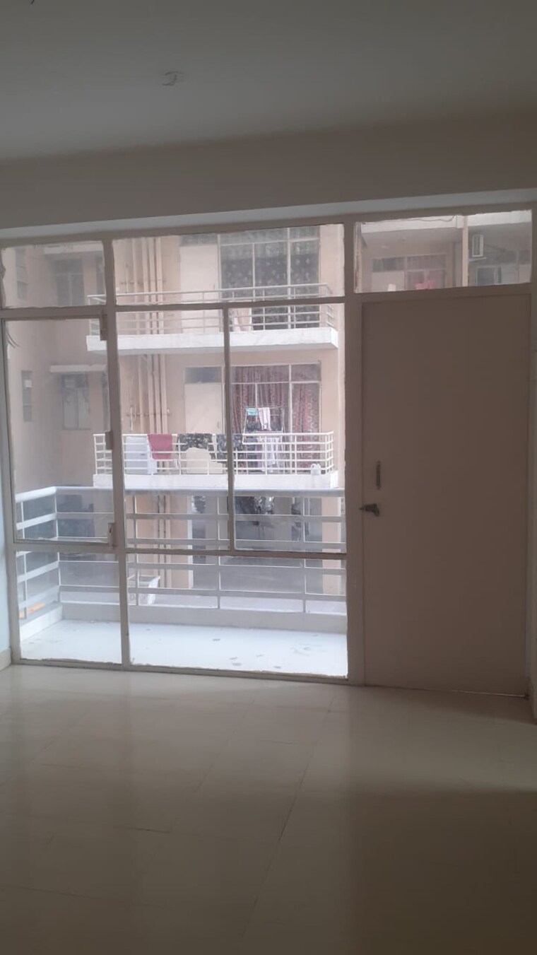 Room, breez-global-heights 1 Bedroom 394 Sq.Ft. Apartment In Sohna Sector 33 Gurgaon 8359346