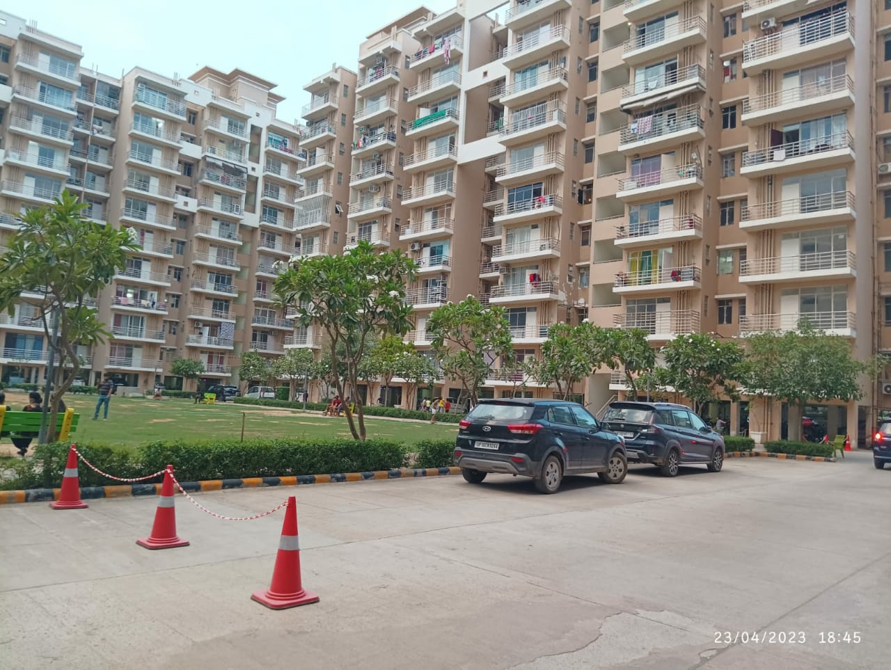1 BHK Apartment For Sale in Breez Global Heights