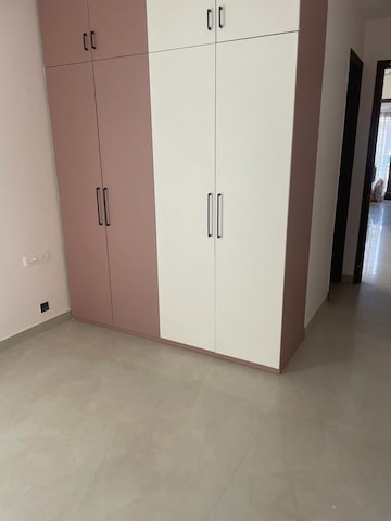 Room in 3.5 BHK Builder Floor at Omaxe New Chandigarh, North Mullanpur – for Rent
