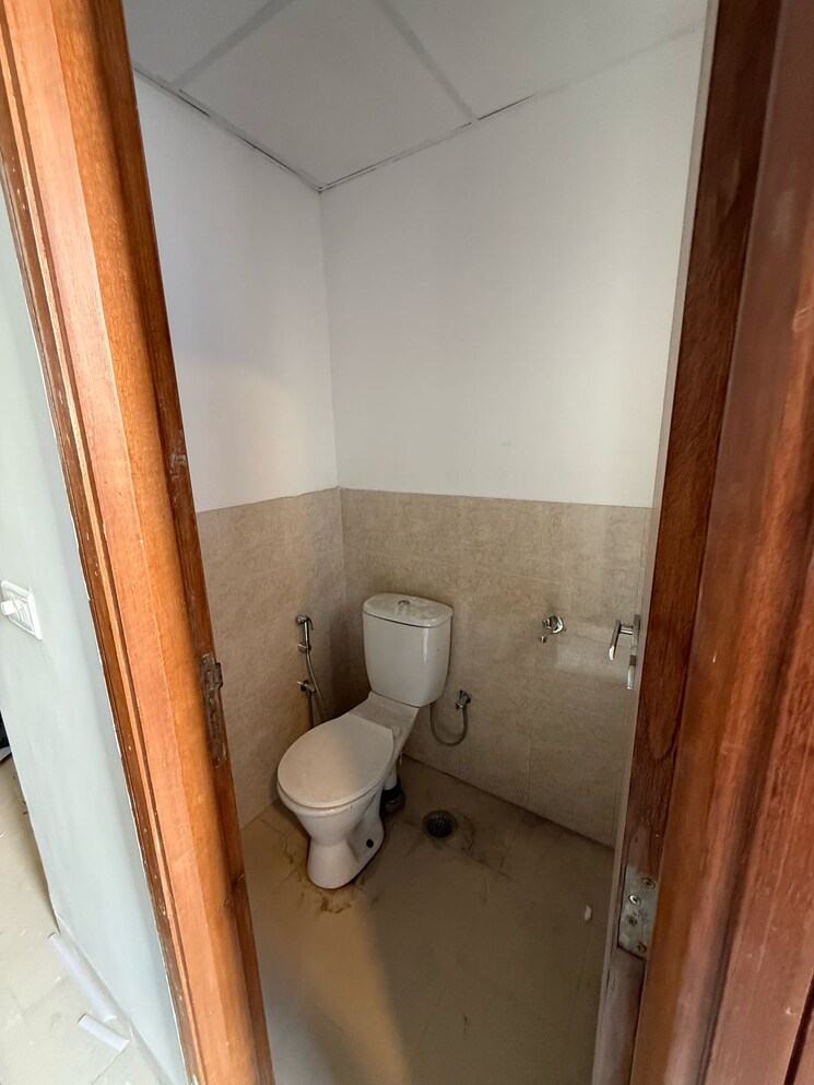 Bathroom, m3m-heights 3.5 Bedroom 2052 Sq.Ft. Apartment In Sector 65 Gurgaon 8359361