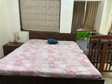 Bedroom in 2 BHK Apartment at Sangamvadi – for Rent