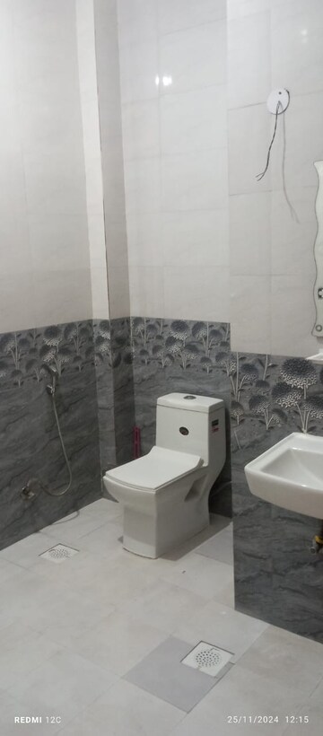 Bathroom in 3.5 BHK Independent House at Sector 82 – for Rent