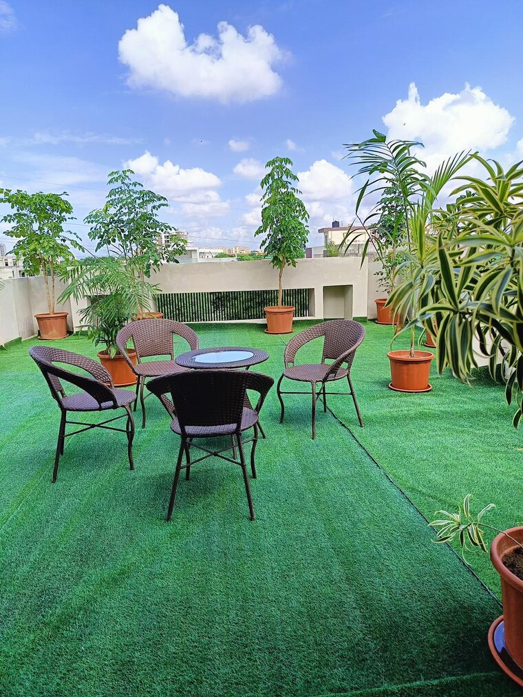 Garden, vaishali nagar 4 Bedroom 2800 Sq.Ft. Villa In Vaishali Nagar Jaipur 8359426