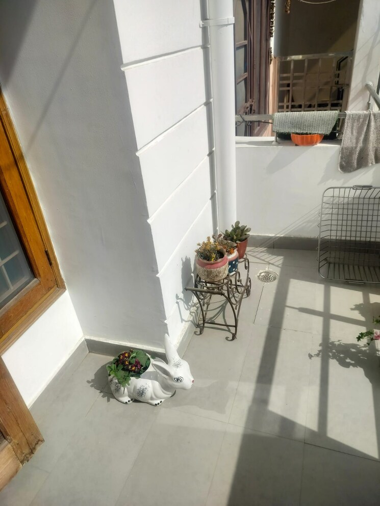 Balcony, sahastradhara road 2 Bedroom 1300 Sq.Ft. Builder Floor In Sahastradhara Road Dehradun 8359443