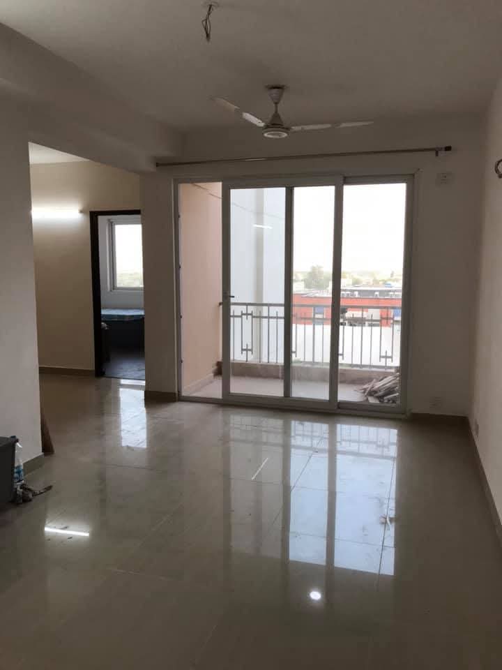 2 BHK Apartment For Sale in Nimbus The Hyde park