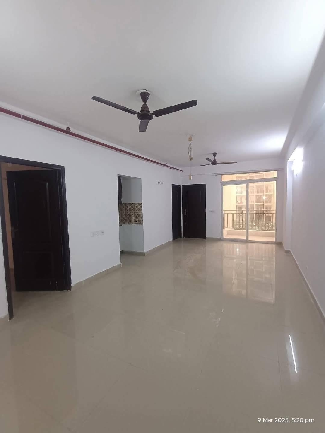 3 BHK + Extra Room Apartment For Sale in Amrapali Platinum