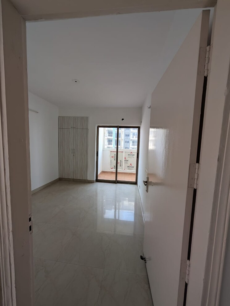 Room, amrapali-pan-oasis 3 Bedroom 1385 Sq.Ft. Apartment In Sector 70 Noida 8359458