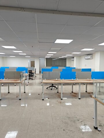  Office Space For Rent in Sector 63