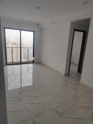 Room in 2 BHK Apartment at Risland The Icon, Dhokali – for Rent